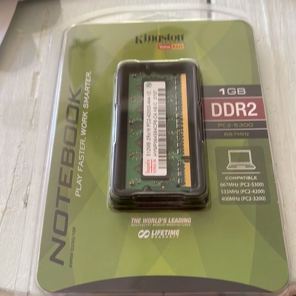 Kingston technologies value pack 1 GB RAM. New in container.